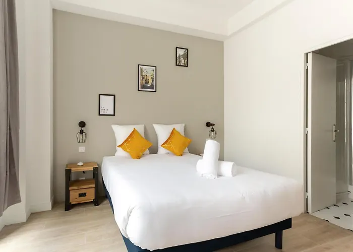 Lafayette - Gare Du Nord 8p Paris